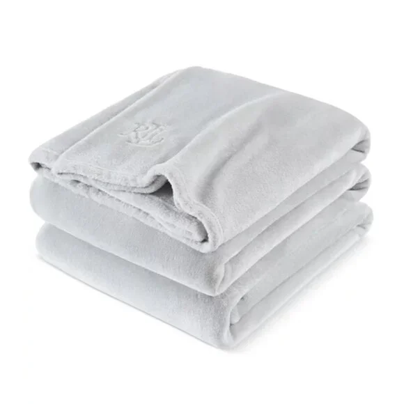 Lauren Ralph Lauren Micromink Plush Blanket – Queen – Grey – NWT - Picture 1 of 4